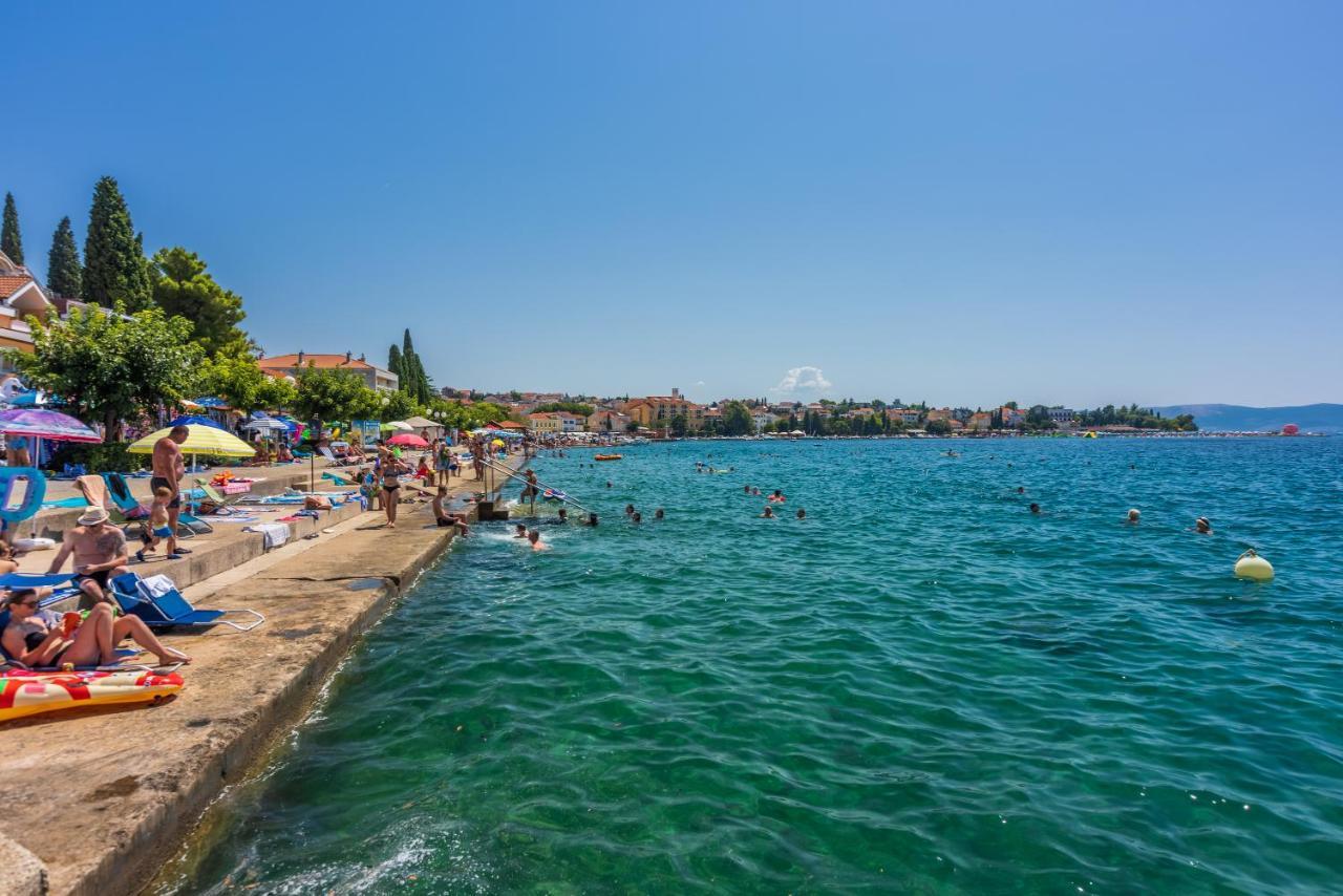 Luxury Apartments Lovorka 1 & 2**** Selce Dış mekan fotoğraf